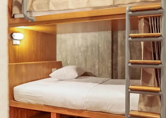 Rere - รีรีโฮสเทล Hostel