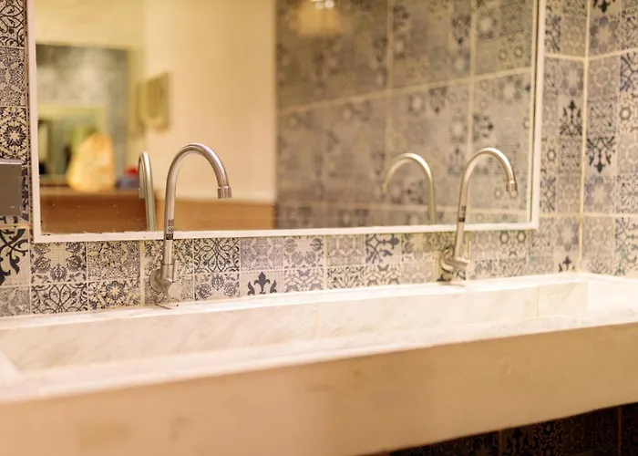 Rere - รีรีโฮสเทล Hostel Bangkok