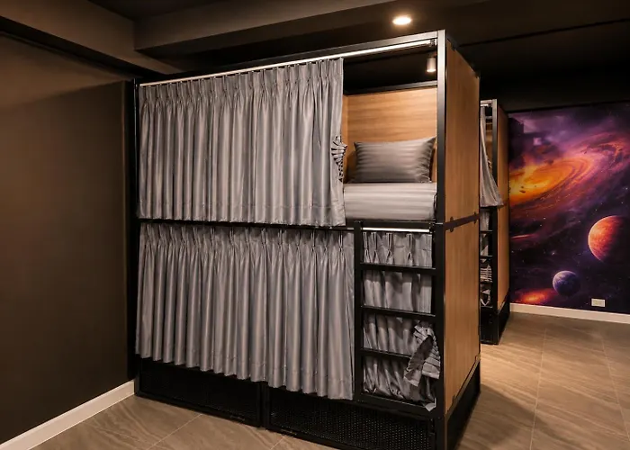 Hostel Rere - รีรีโฮสเทล Bangkok